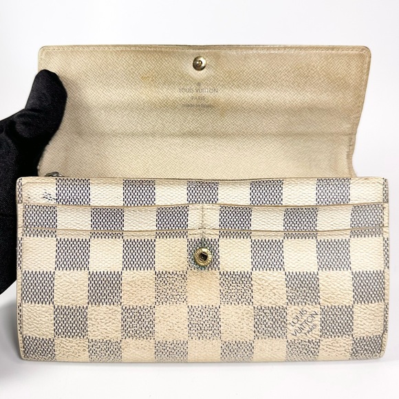 Louis Vuitton Long Wallet - Picture 6 of 9